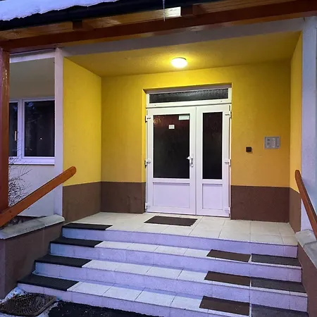 Mezonet Lomnica - タトランスカ・ ロムニツァ